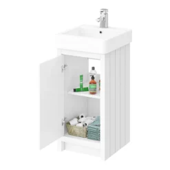 Chatsworth Traditional White Cloakroom Suite (Vanity Unit + Close Coupled Toilet) -Bathroom Products Shop cwhcs425d2